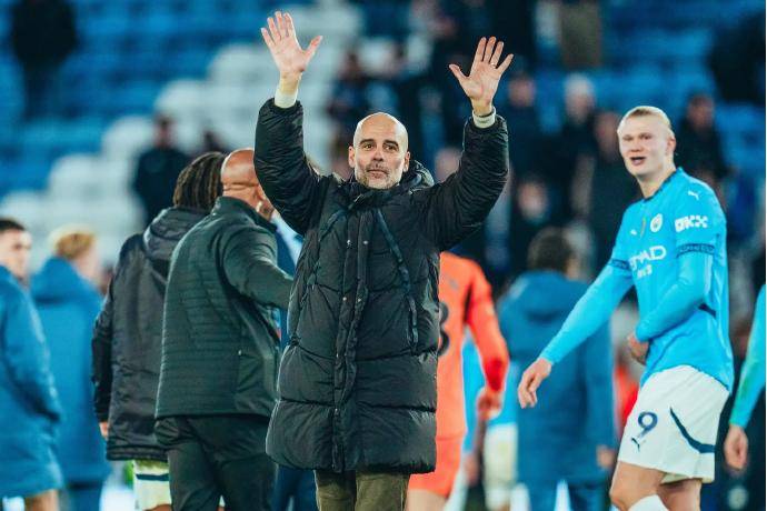 关于赛地聚焦——足总杯国际比赛日热度飙升，曼城防线松动，信心回归，年轻球员得到机会的信息-九游游戏中心